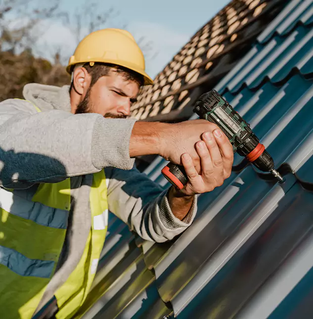 Edmonds Homeowners Count on Edmonds Roofing Pro for Steel Roofing Excellence