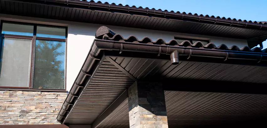 Rotted Fascia Board Repair in Edmonds