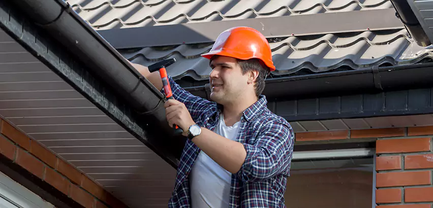 Gutter Fascia Repair in Edmonds