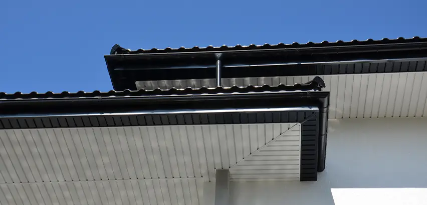 Box Eave Construction in Edmonds