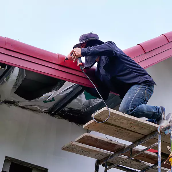 Why Edmonds, WA Homeowners Choose Edmonds Roofing Pro for Fascia Repair?