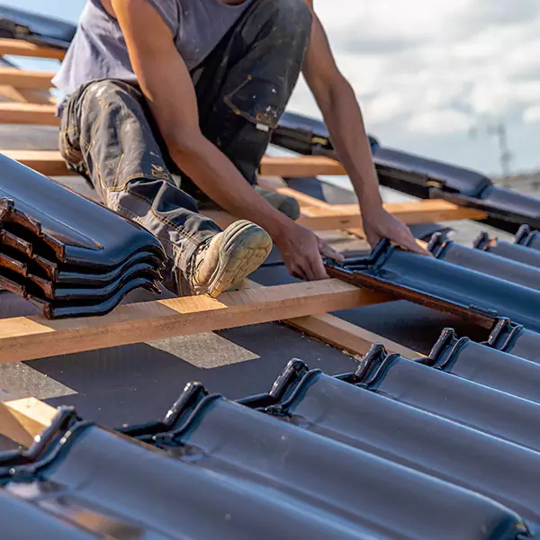 Why Edmonds, WA Homeowners Choose Edmonds Roofing Pro for Hail Damage Repairs?