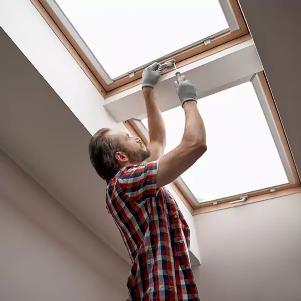 Why Edmonds, WA Homeowners Choose Edmonds Roofing Pro for Skylight Repair?